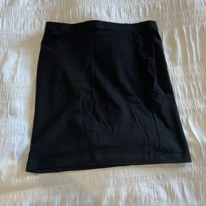 Black pencil skirt.